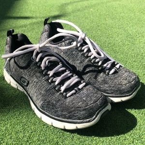 Sketchers Synergy Spot on Gray Sneakers | Woman’s 6.5